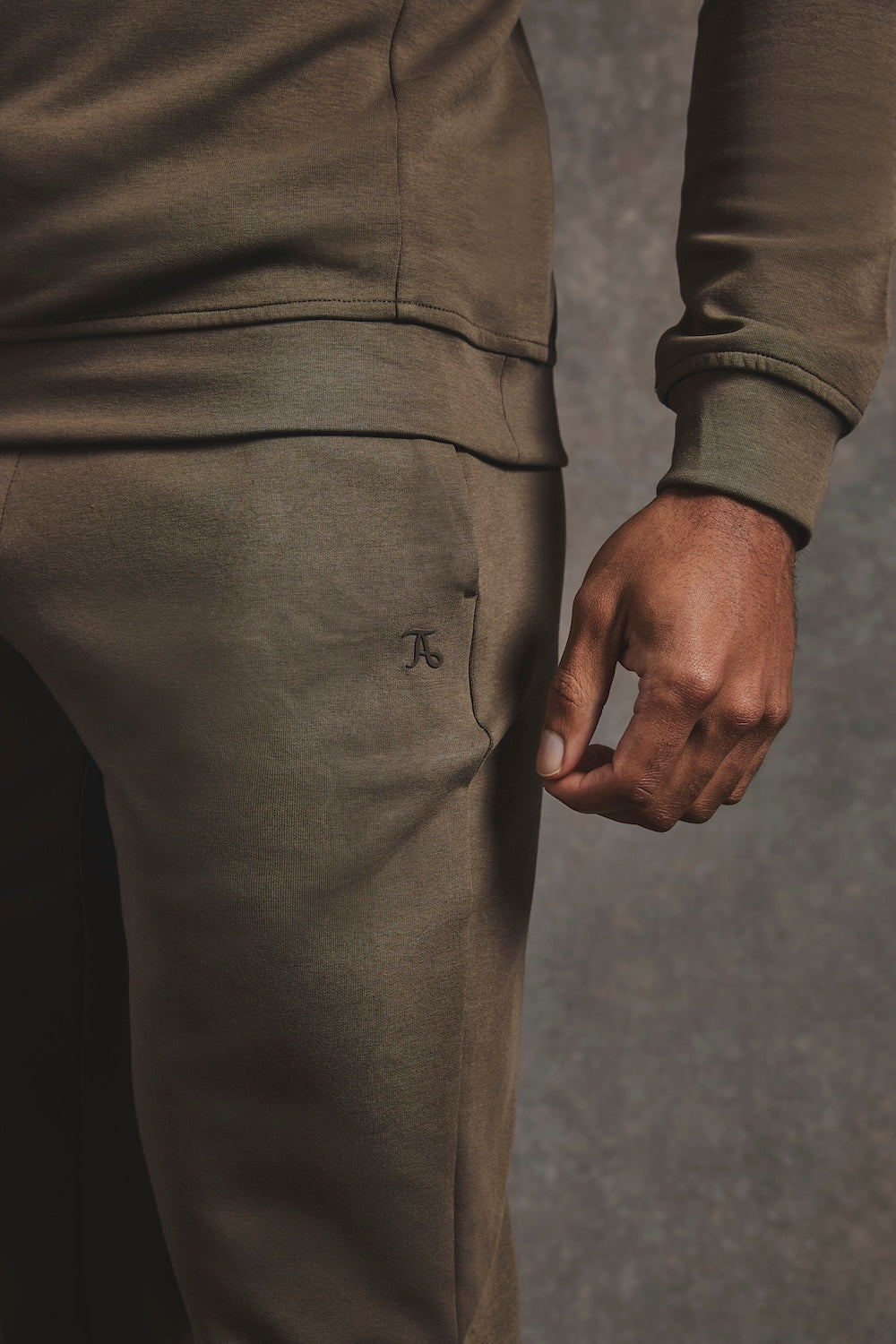 Interlock Sweat Jogger in Deep Khaki