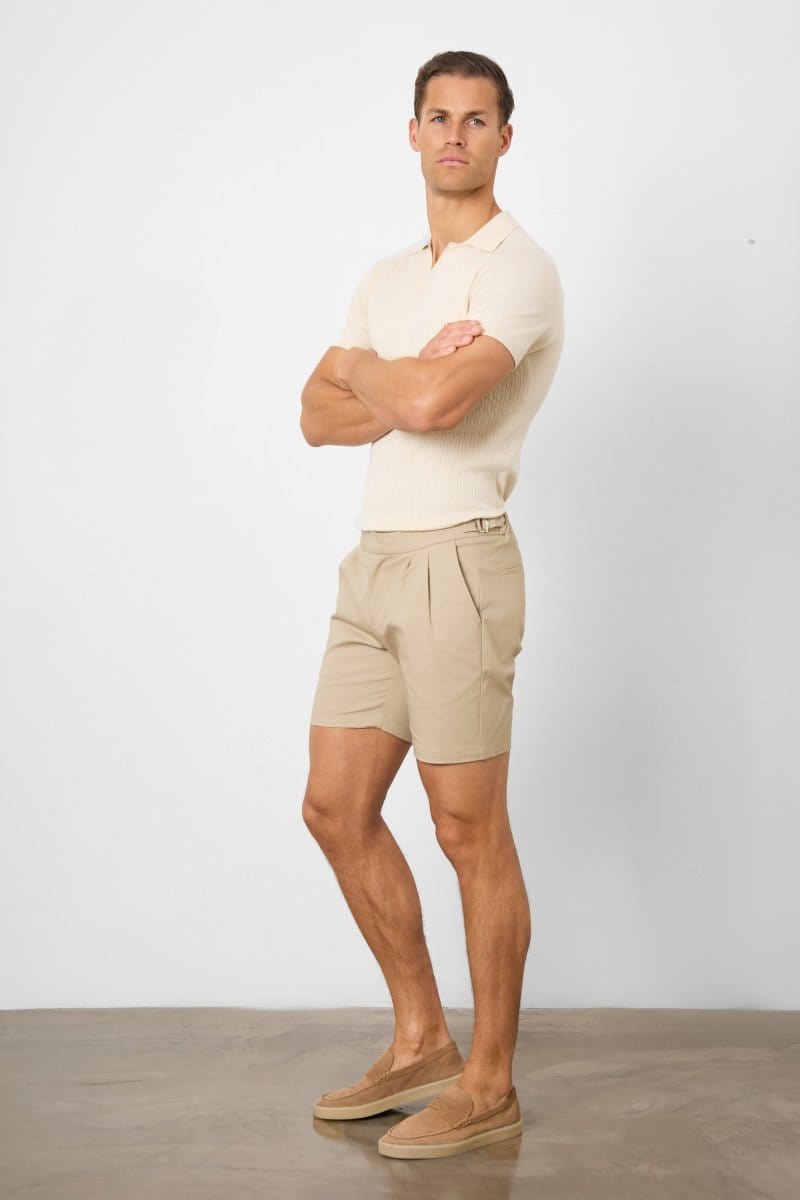Smart Pleated Cotton Side Adjust Short in Stone