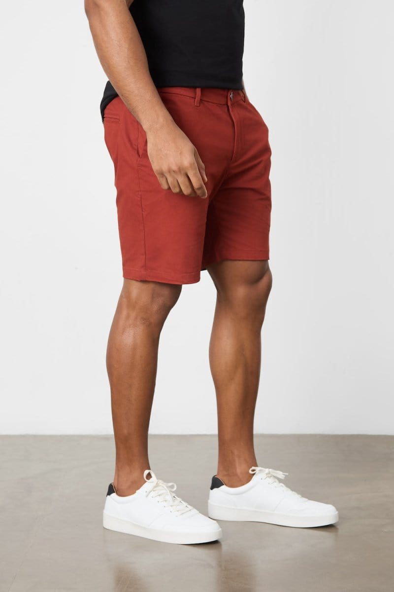 Muscle Fit Chino Shorts in Cinnamon