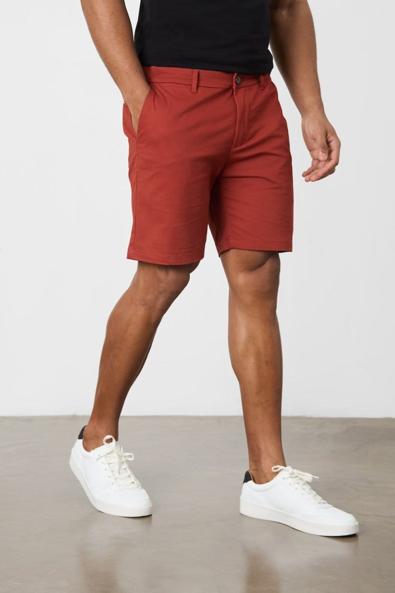 Muscle Fit Chino Shorts in Cinnamon