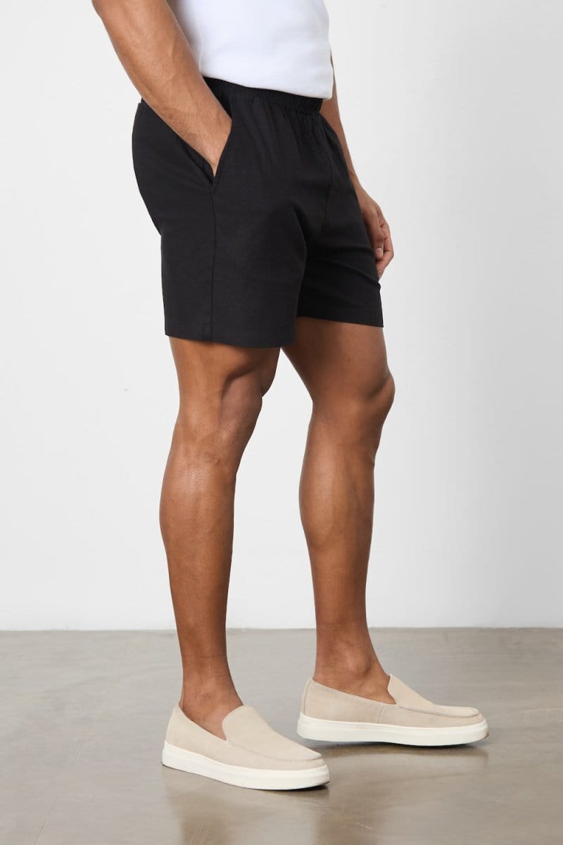 Linen Blend Shorts in Black