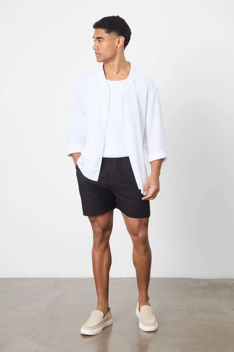 Linen Blend Shorts in Black