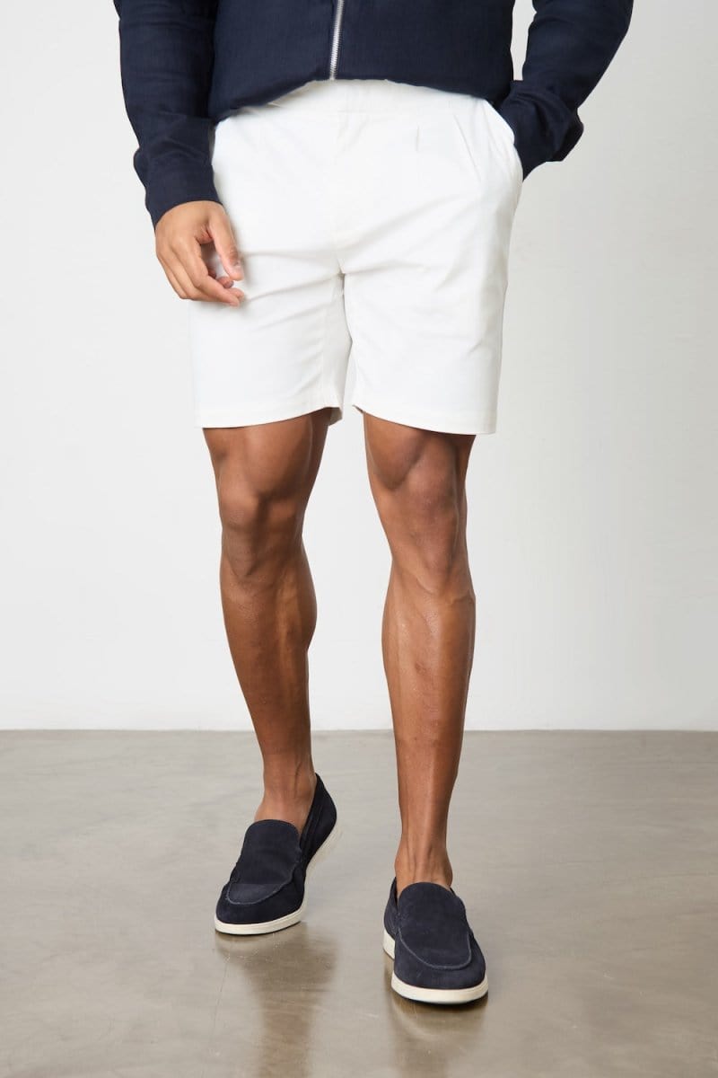 Smart Pleated Cotton Side Adjust Short in White